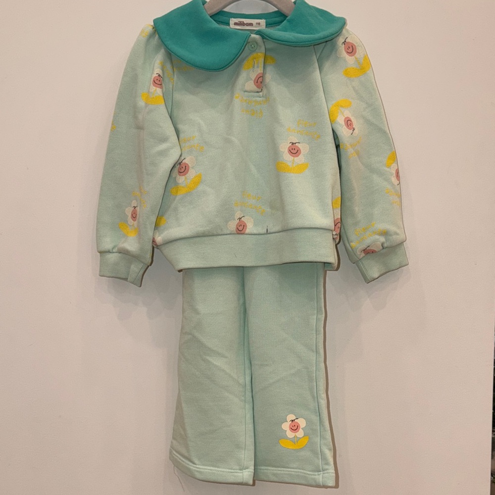 Floral Print Pajama Set with Teal Collar